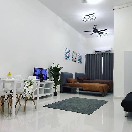 Homestay Klia Core Soho Suites Sepang Ngoại thất bức ảnh